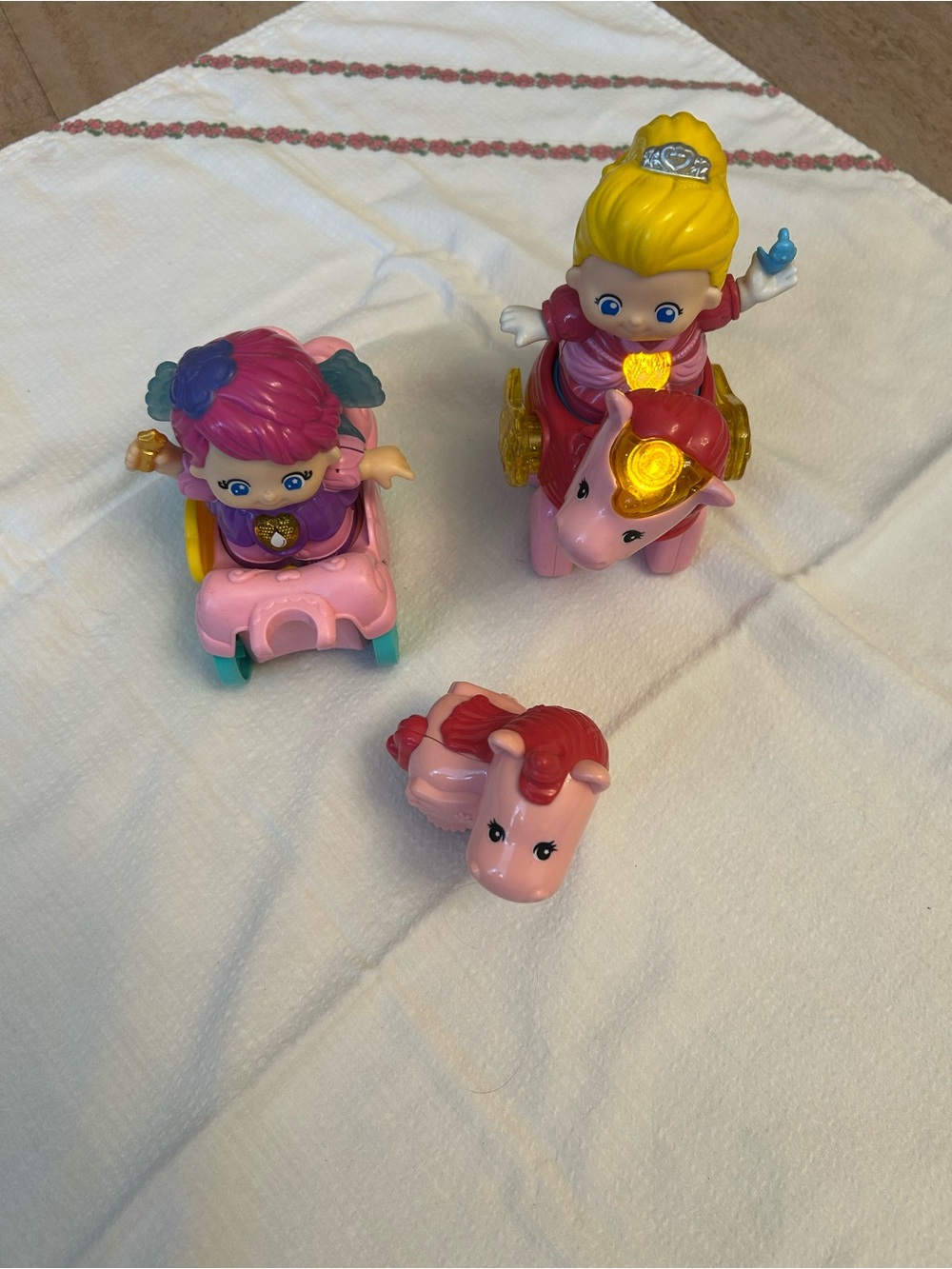 V Tech Accessories Misty, Princess Robin Smart Friends Enchanted Princess Works!